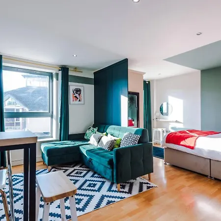 Stylish And Comfy Studio In Sheffield City Centre Exterior photo
